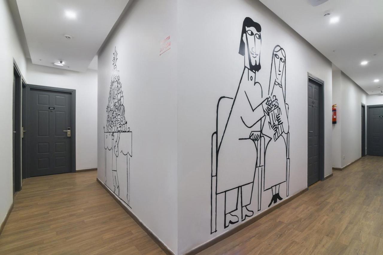 Hotel Gokul Solitaire, Surat Bhatha Zewnętrze zdjęcie